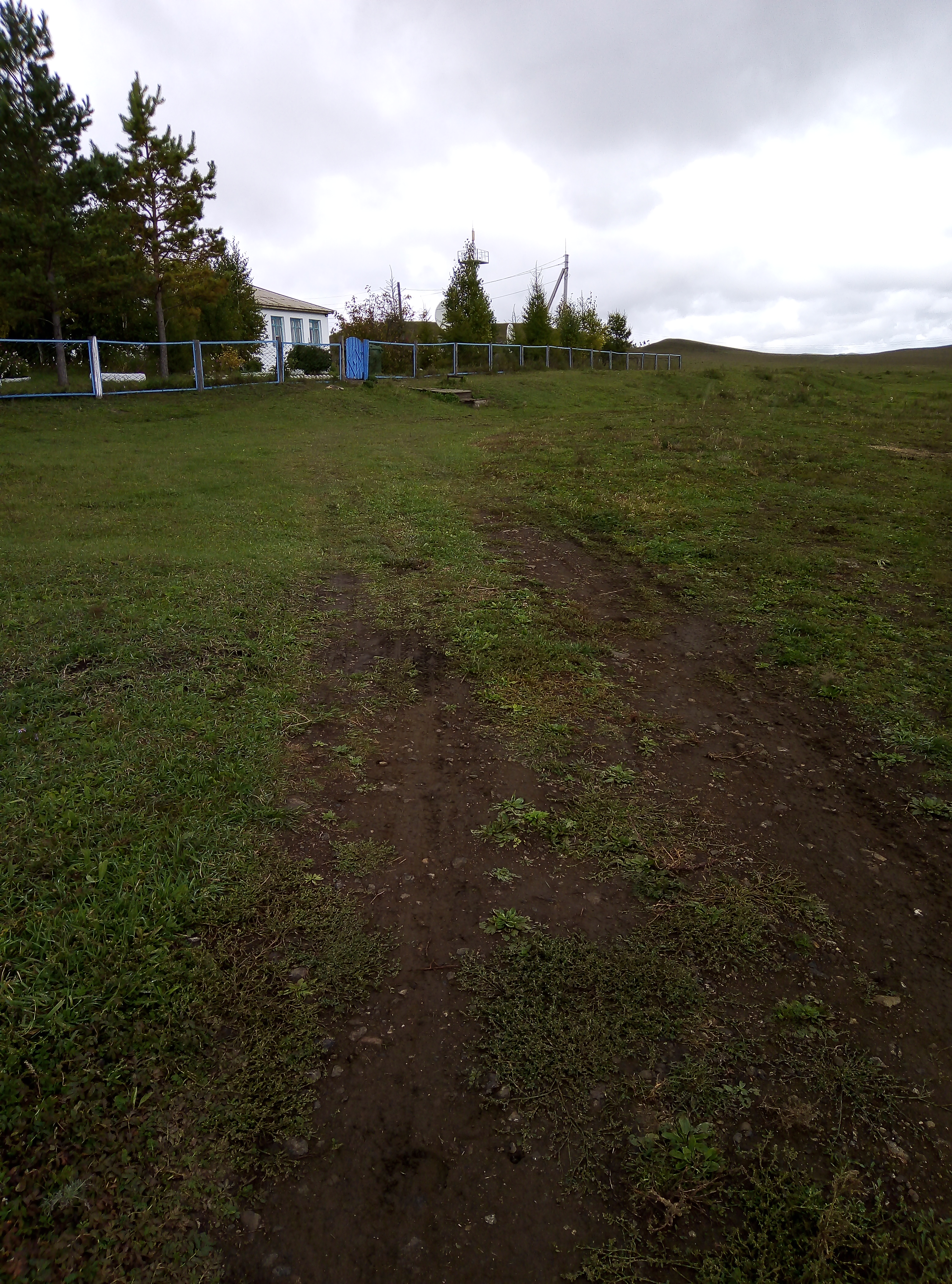 Подъезд к школе